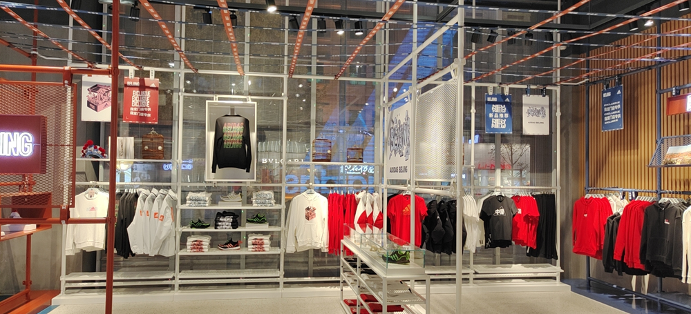 Indoor High Transparency Screen.jpg Indoor High Transparency Screen.jpg